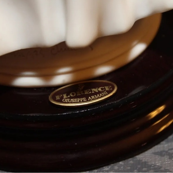 Giuseppe Armani April Roses 1570F Figurine Brand New Vintage - Picture 2 of 6